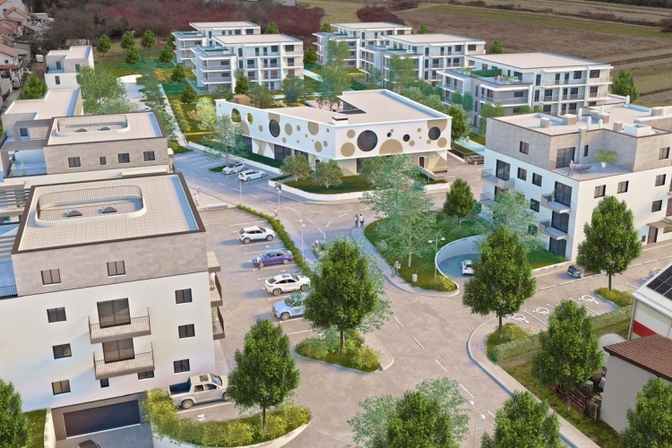 BUILDING PROGRESS: Botinec u ❤️