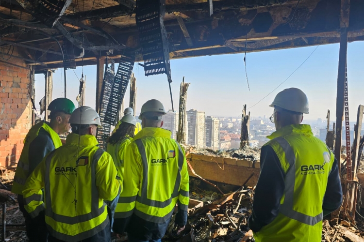 POČETAK RADOVA: Rušenje Vjesnika